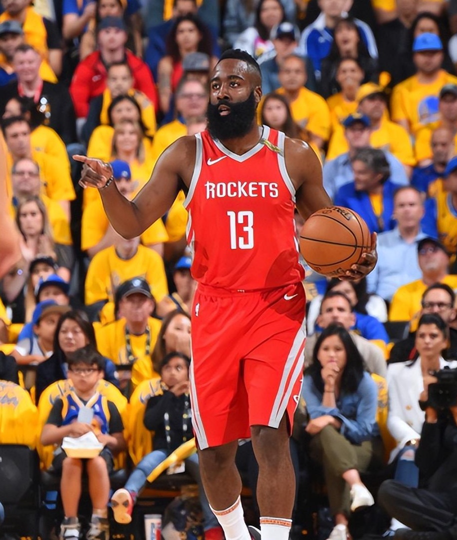 NBA巨星成功复出，带领球队逆袭