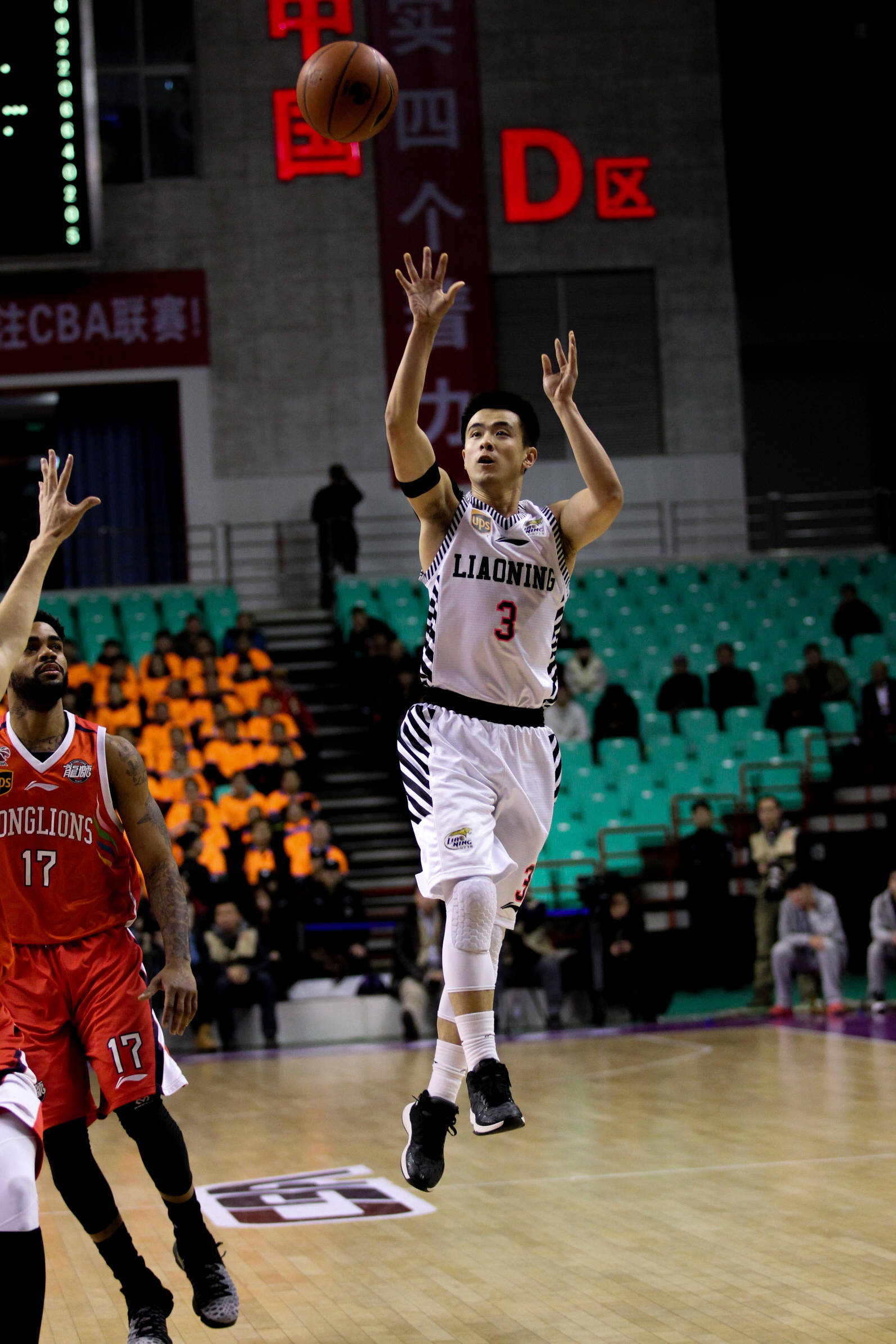 辽宁男篮纷飞内部矛盾，球队战绩节节败退的简单介绍