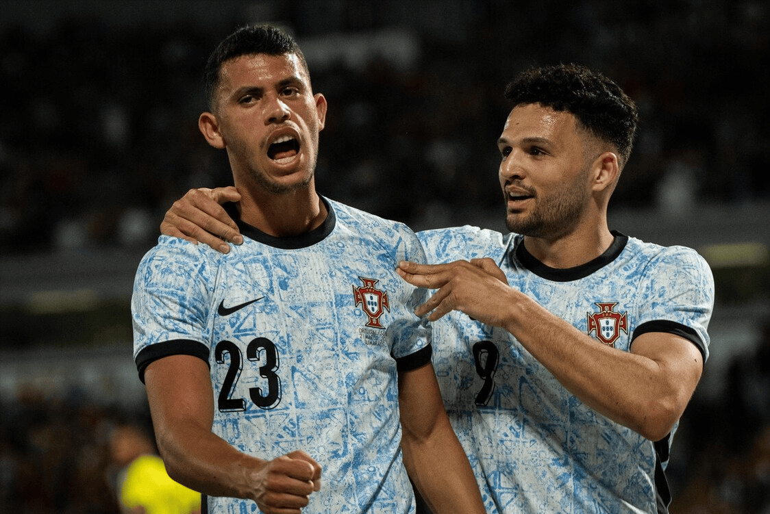 关于斯特拉斯堡奋勇拼搏,终结对手连胜记录的信息 关于斯特拉斯堡奋勇拼搏,终结对手连胜记录的信息