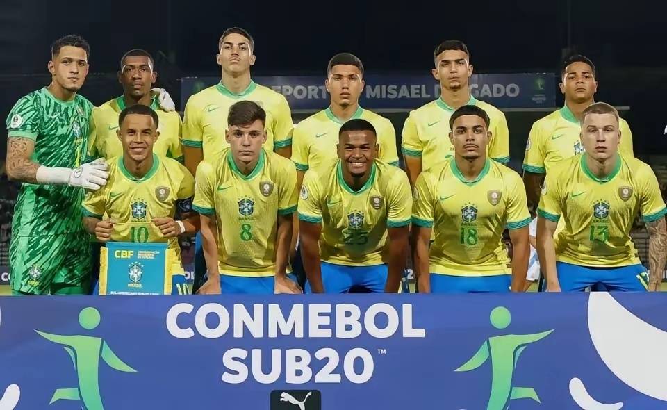 巴西女足冷门涉险过关：晋级形势严峻的简单介绍