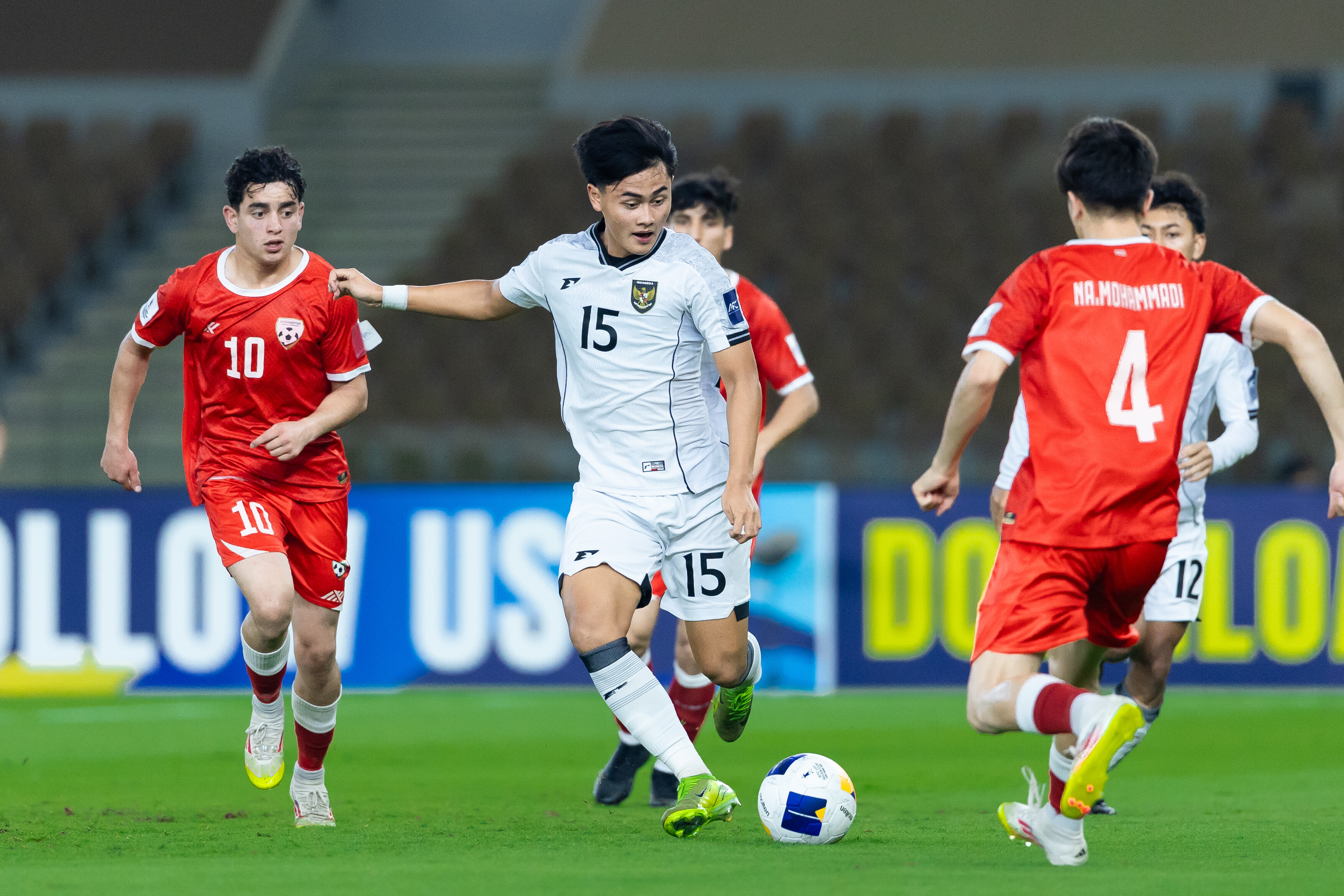 关于泰国队险胜印尼队，李梓嘉关键制胜的信息