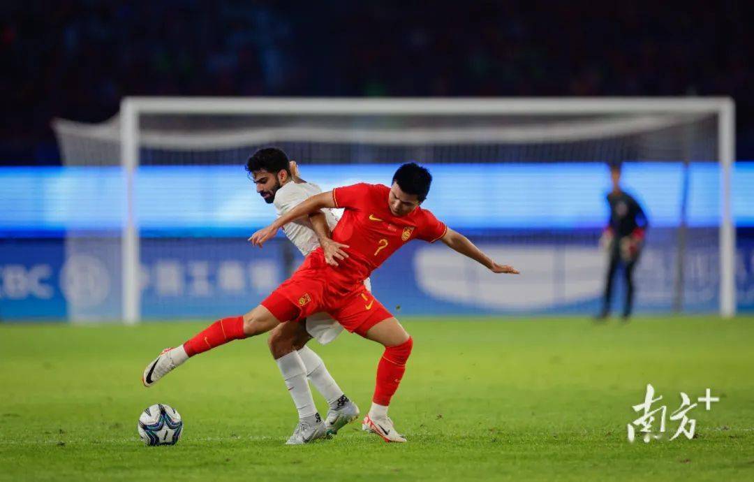 韩国队绝杀印度队,黄鸭组合统治全场的简单介绍 韩国队绝杀印度队,黄鸭组合统治全场的简单介绍