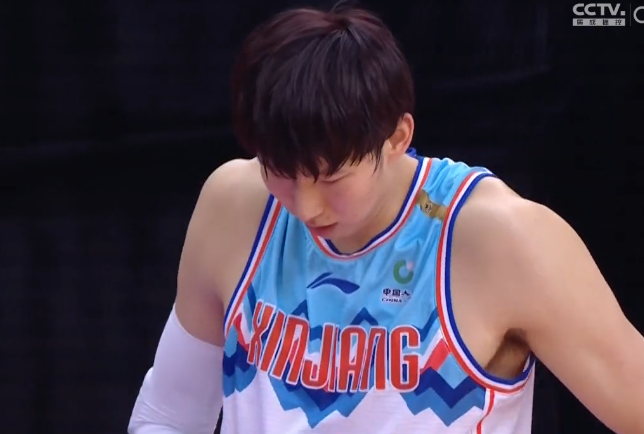 新疆队碾压国王，高诗岩统治全场的简单介绍