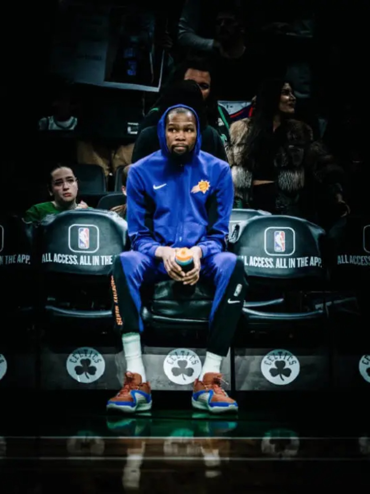 关于辽宁队鏖战马刺，杜兰特点燃赛场的信息