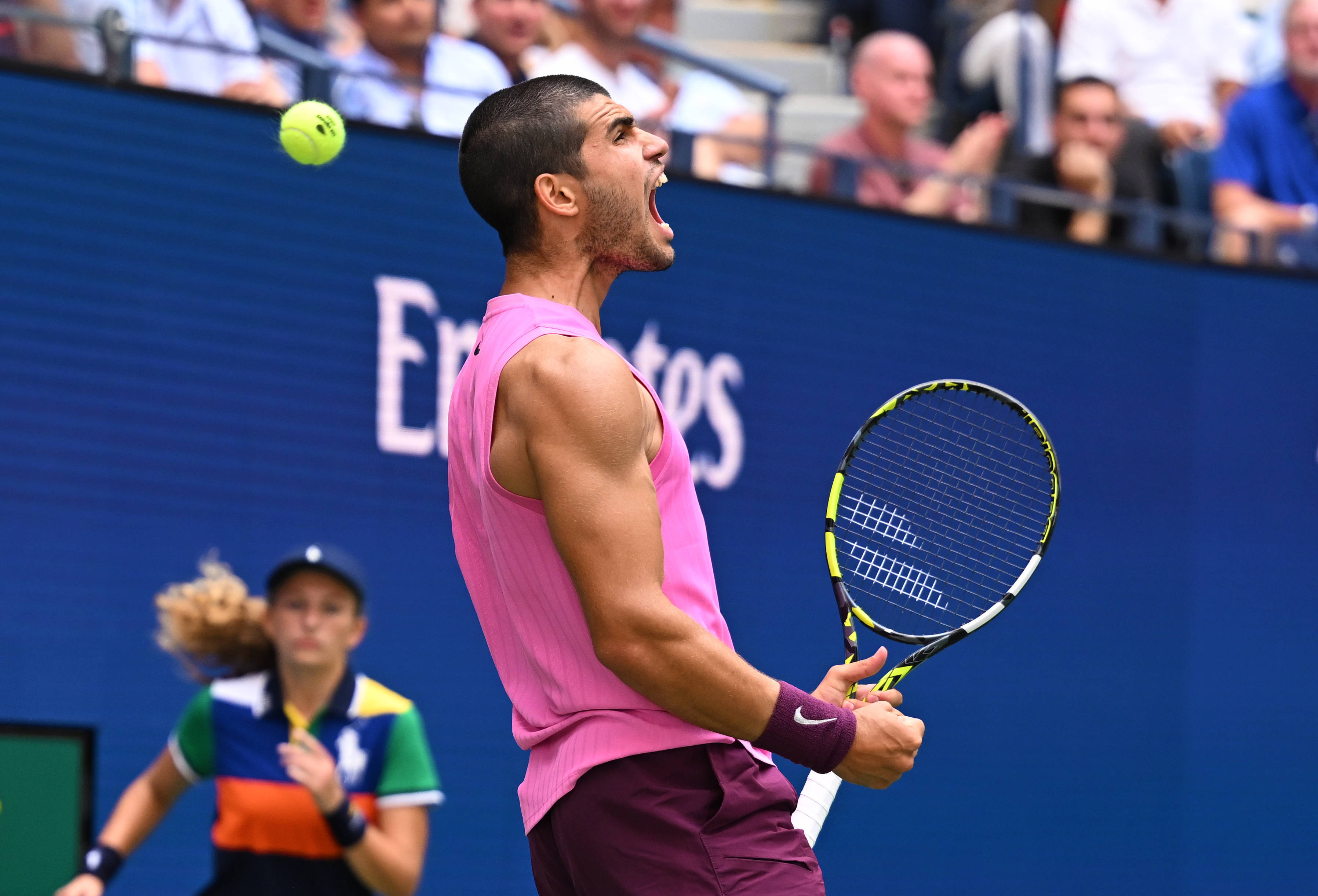 关于年终总决赛力克拉沃尔杯，阿尔卡拉斯惊艳四座的信息