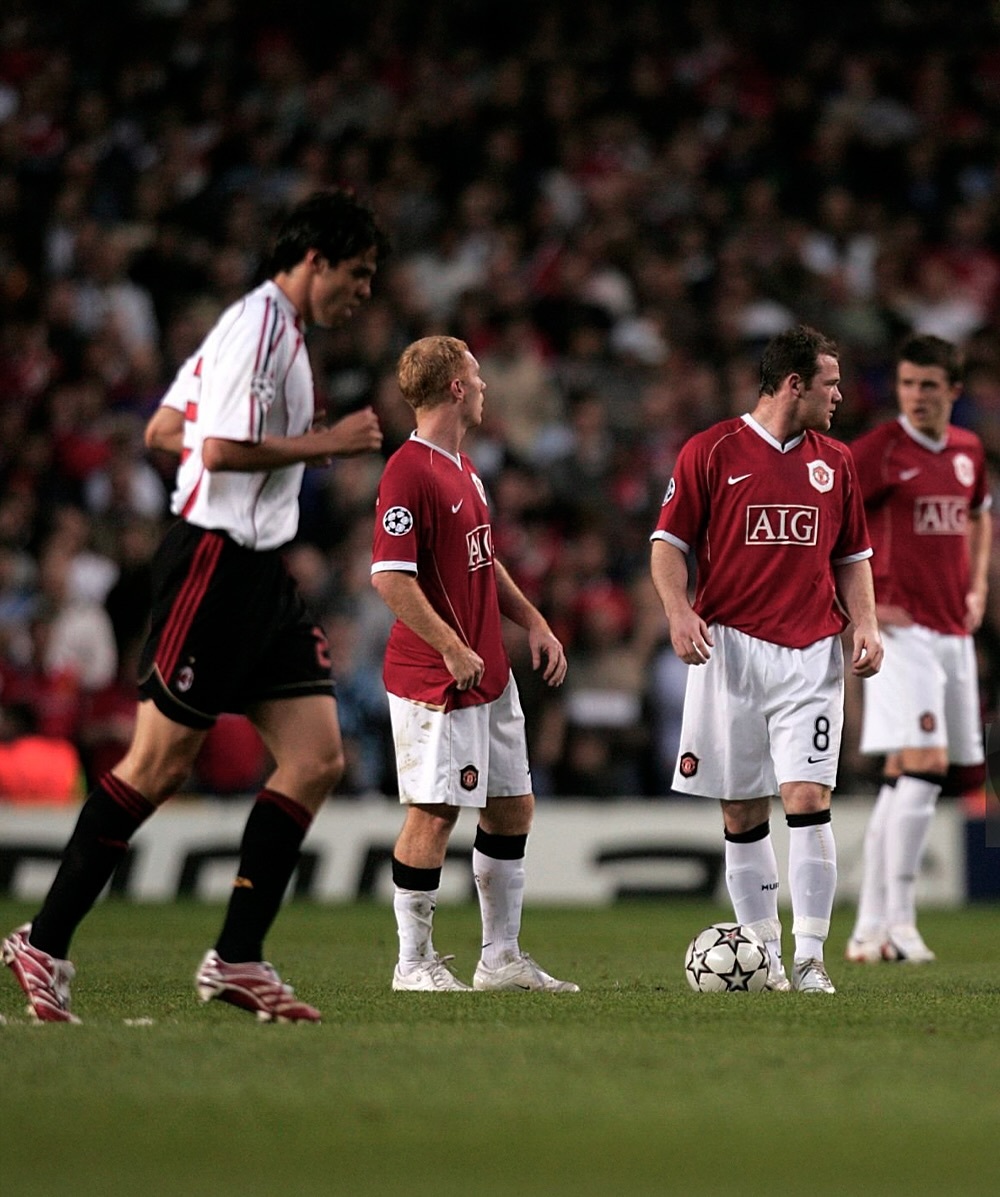 包含AC米兰鏖战巴黎，C罗刷新纪录的词条