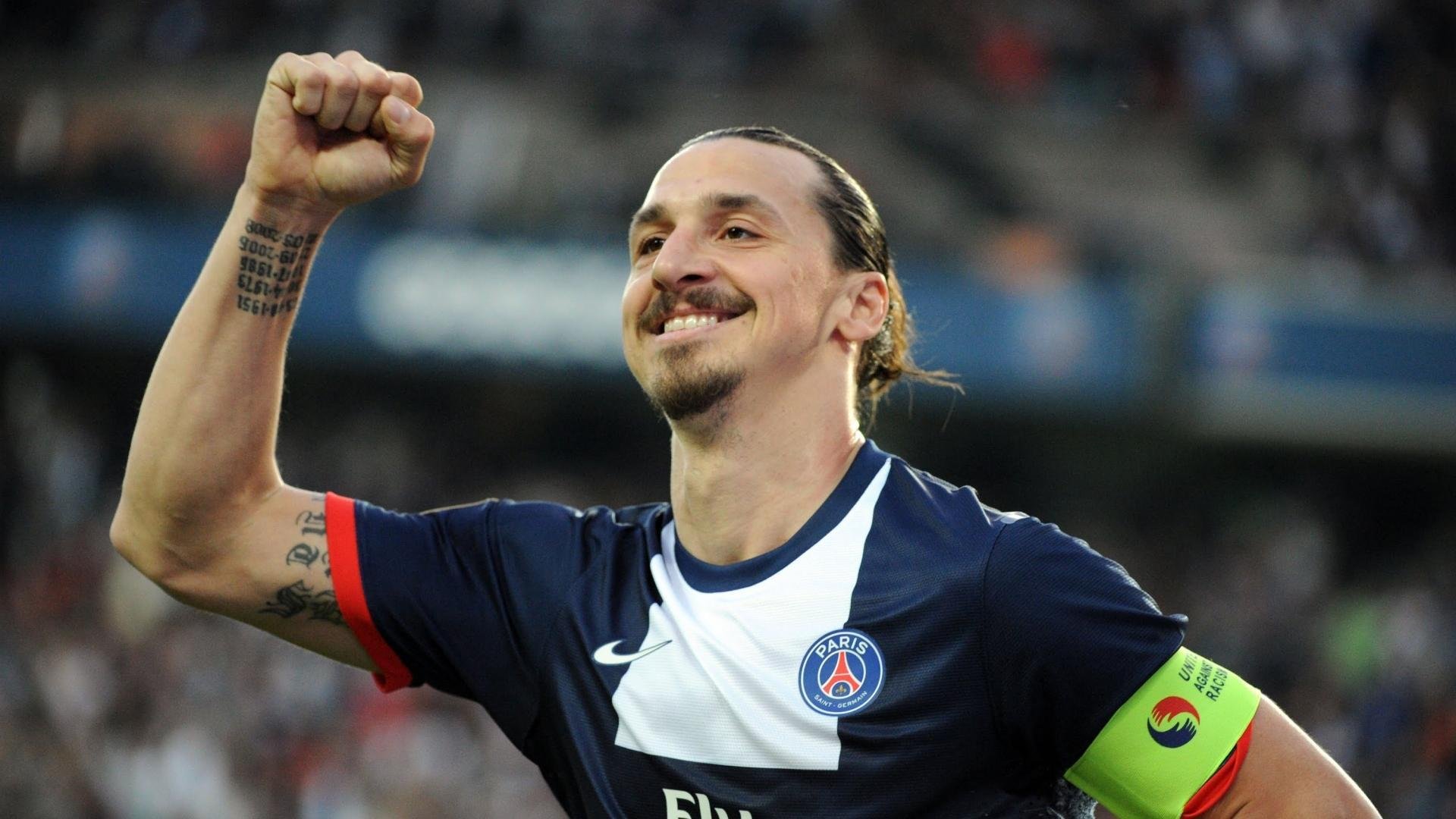 黄喜灿一锤定音，希腊硬仗中力克尼斯的关键先生