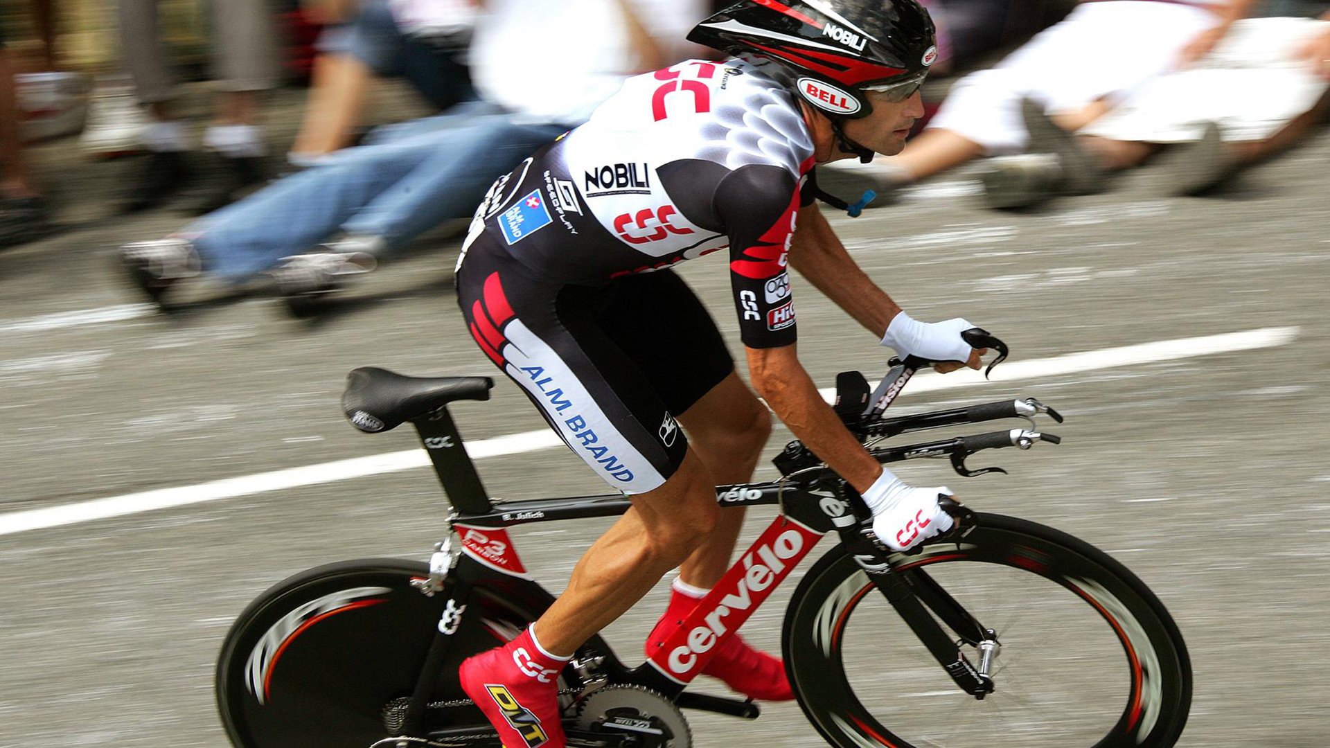 拉沃尔杯鏖战法网，穆雷关键制胜，传奇再续网坛史诗