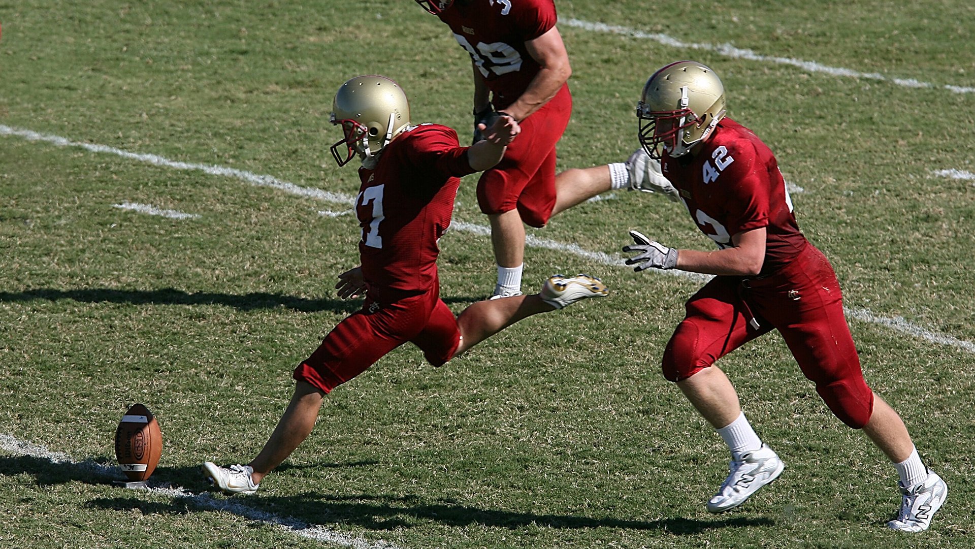王皓高光时刻，瑞典队惊天翻盘日本队，诠释冰球精神